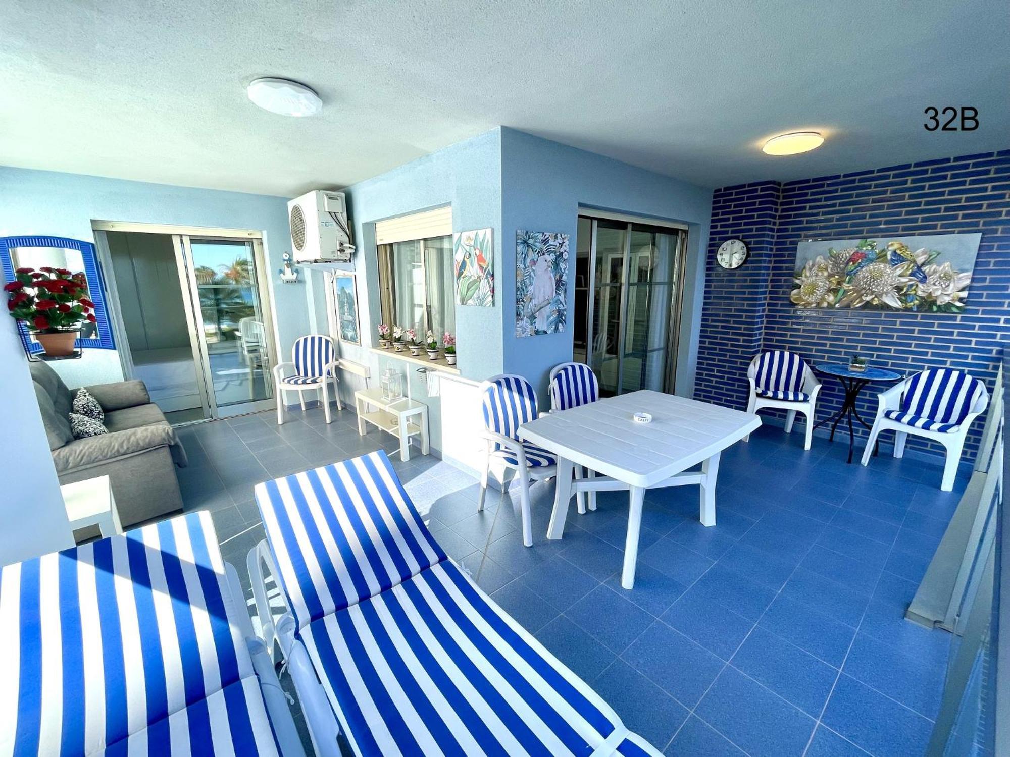 Timora Sea View New Apart' Hipocampos Calp Exterior foto